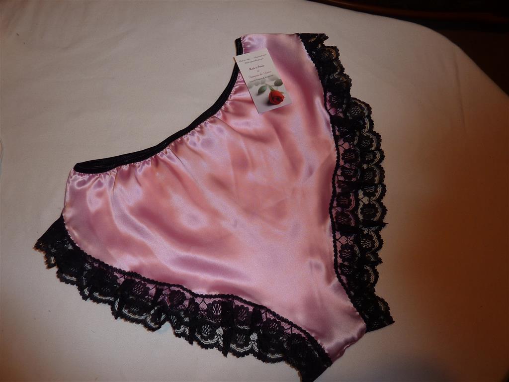 Pale Pink satin and black lace  Hi cut French kn...